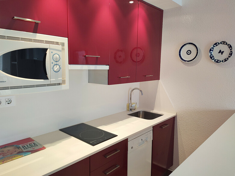Apartamentos Pe�ismar I Y II 3000