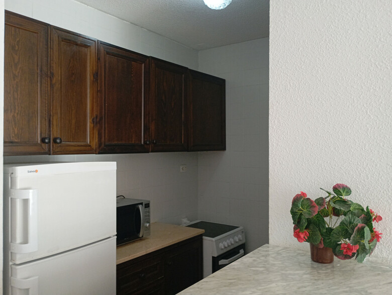 Apartamentos Pe�ismar I Y II 3000
