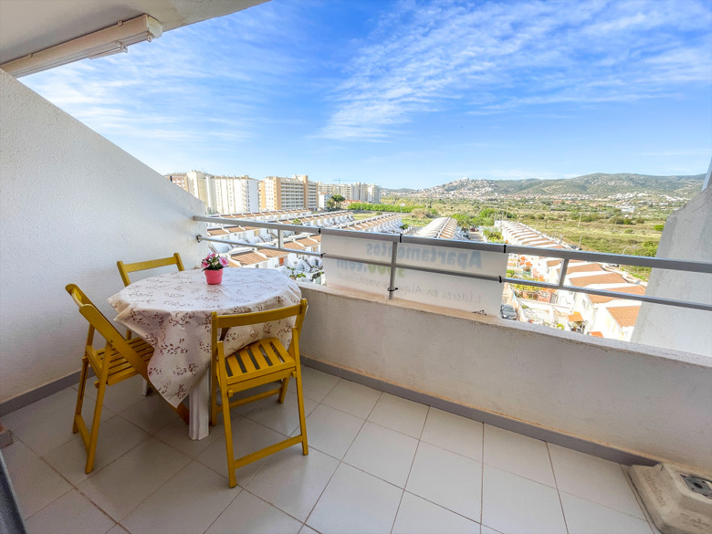 Apartamentos Pe�ismar I Y II 3000