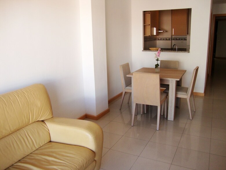 Apartamentos Benicarl� 3000