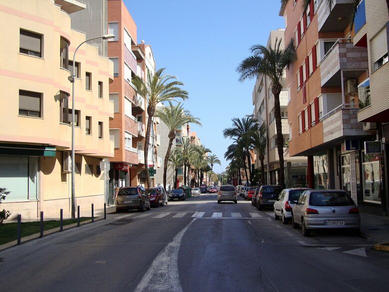 Apartamentos Benicarl� 3000