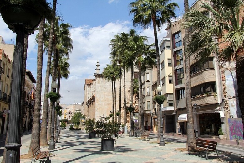 Apartamentos Benicarl� 3000