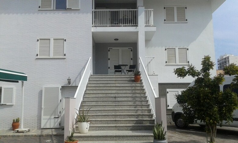Apartamentos Gand�a Playa Centro 3000