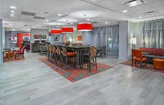 Hotel Hampton By Hilton Vincennes In
