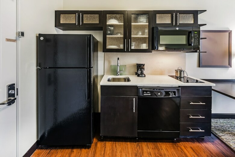 Hotel Candlewood Suites Lenexa Overland Park Area