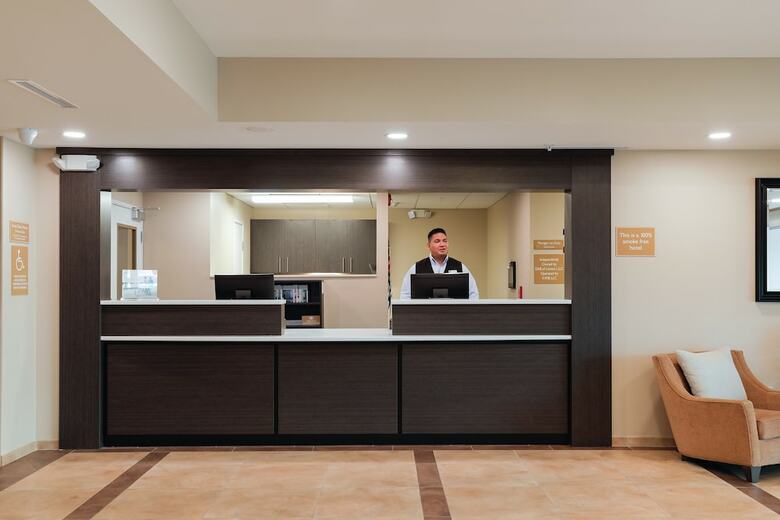 Hotel Candlewood Suites Lenexa Overland Park Area