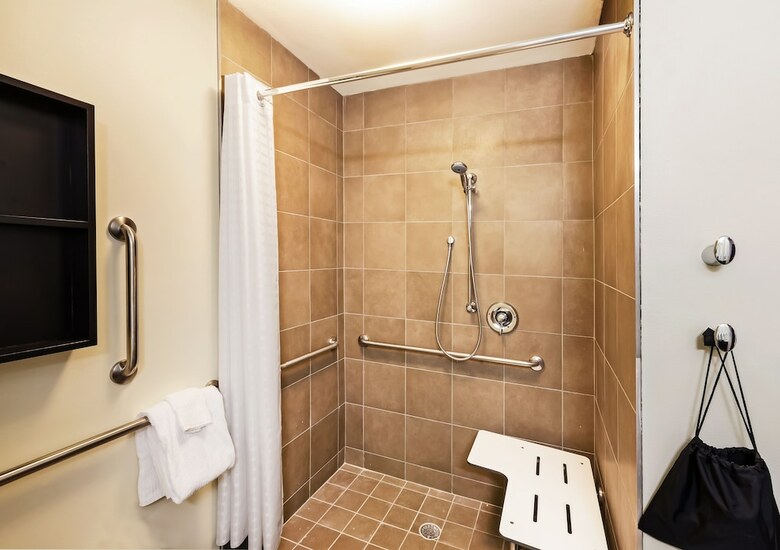 Hotel Candlewood Suites Lenexa Overland Park Area