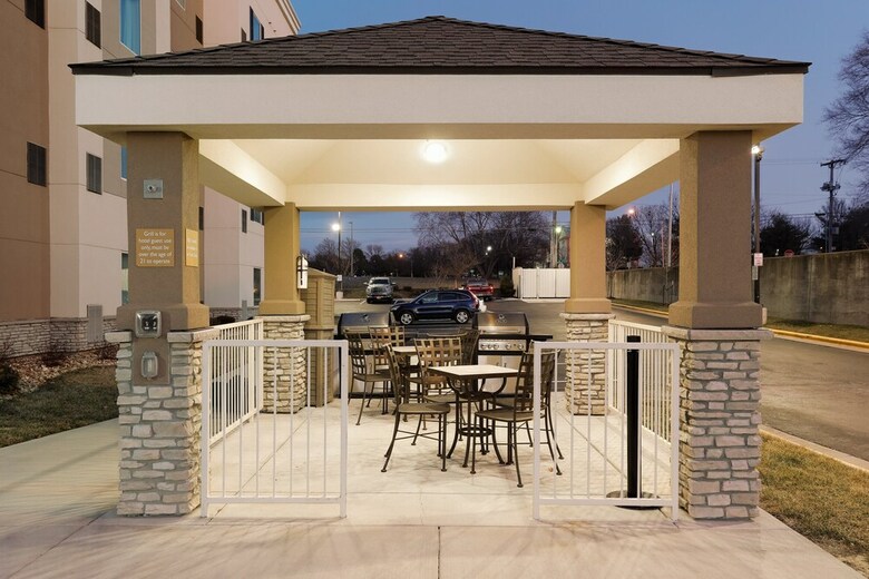 Hotel Candlewood Suites Lenexa Overland Park Area