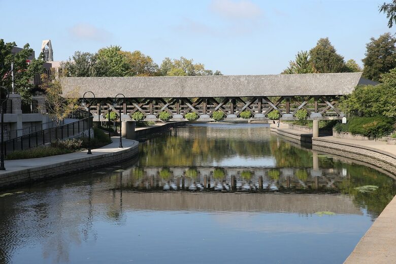 Hotel Indigo Naperville Riverwalk