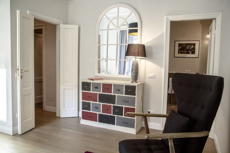 Hotel The Independent Suites