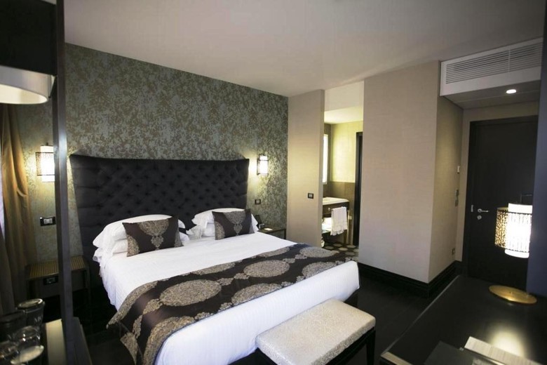 Hotel Venice Times
