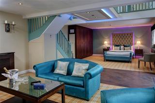 Best Western Rogerthorpe Manor Hotel