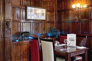 Best Western Rogerthorpe Manor Hotel