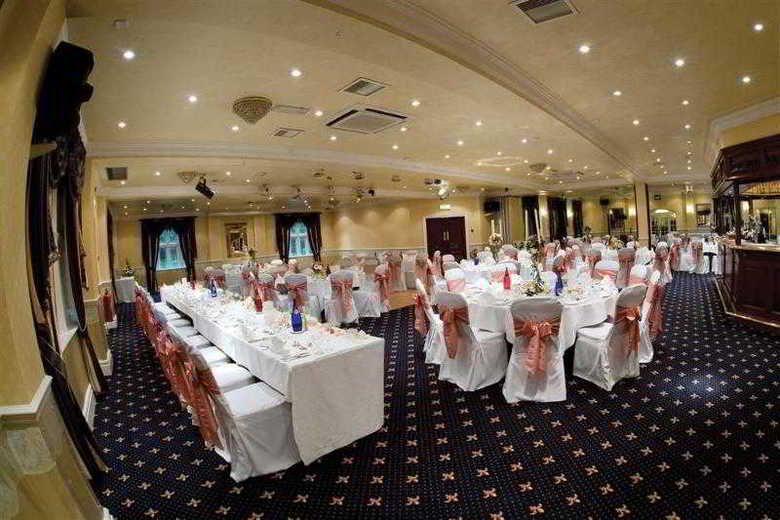Best Western Rogerthorpe Manor Hotel