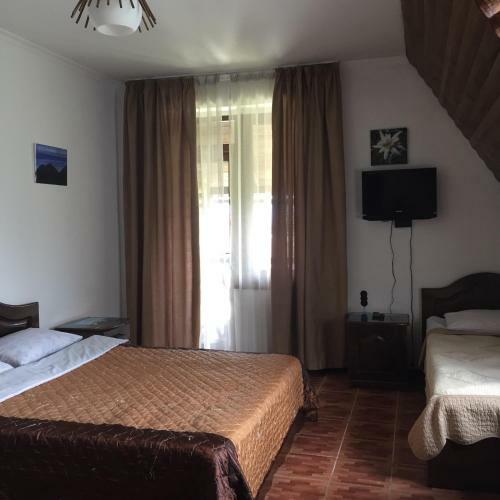 Hostal Argo Guest House