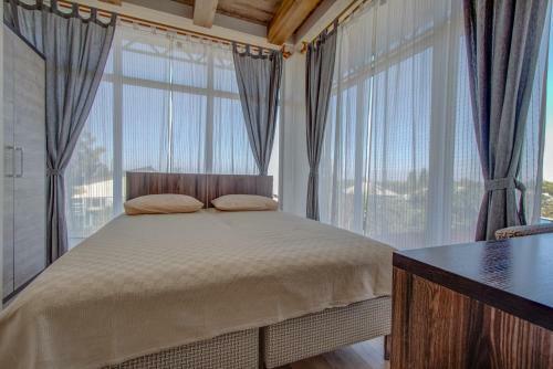 Hillside Karakol Boutique Hotel