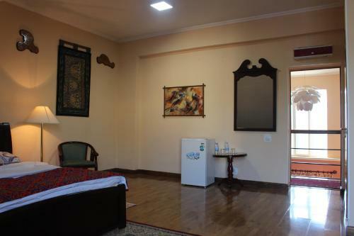 Hostal Tagaytay Karakol Hotel