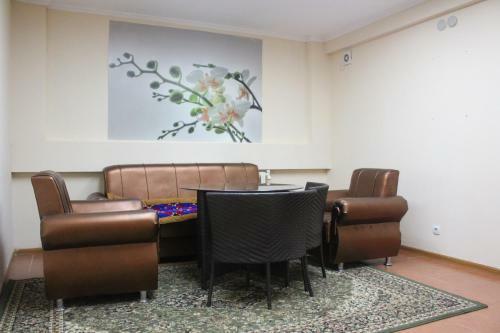 Hostal Tagaytay Karakol Hotel