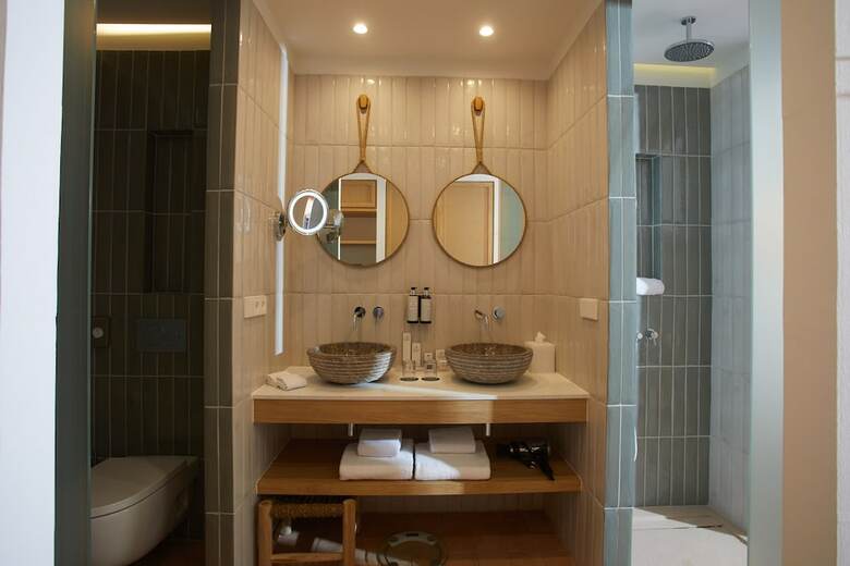 The Club Cala San Miguel Hotel Ibiza, Curio Collection By Hilton, Adults Only