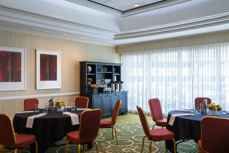Hotel Chicago Marriott Suites Downers Grove