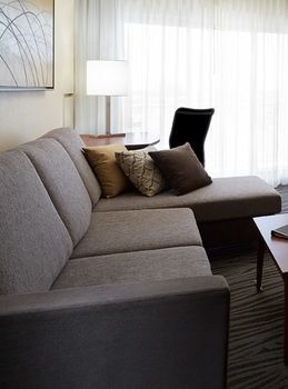 Hotel Residence Inn Marriott Montreal Airport