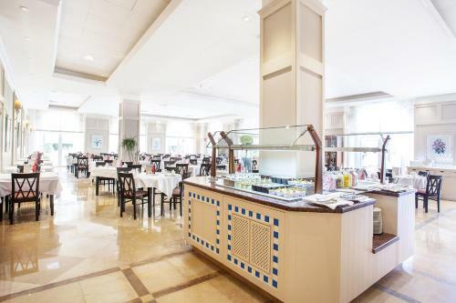 Hotel Grupotel Macarella Suites & Spa