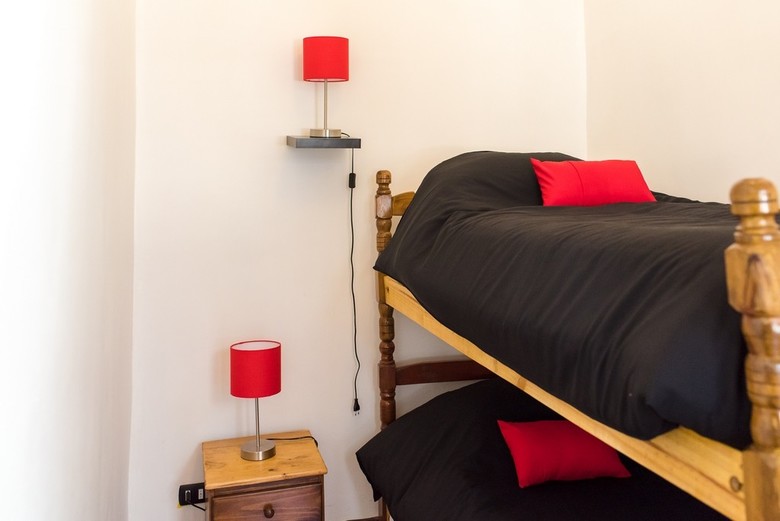 Hostal Irreal