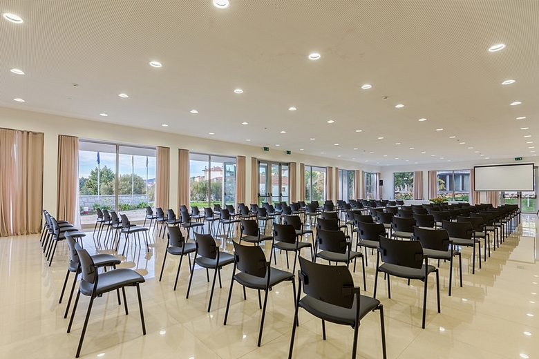 Luna Arcos Hotel