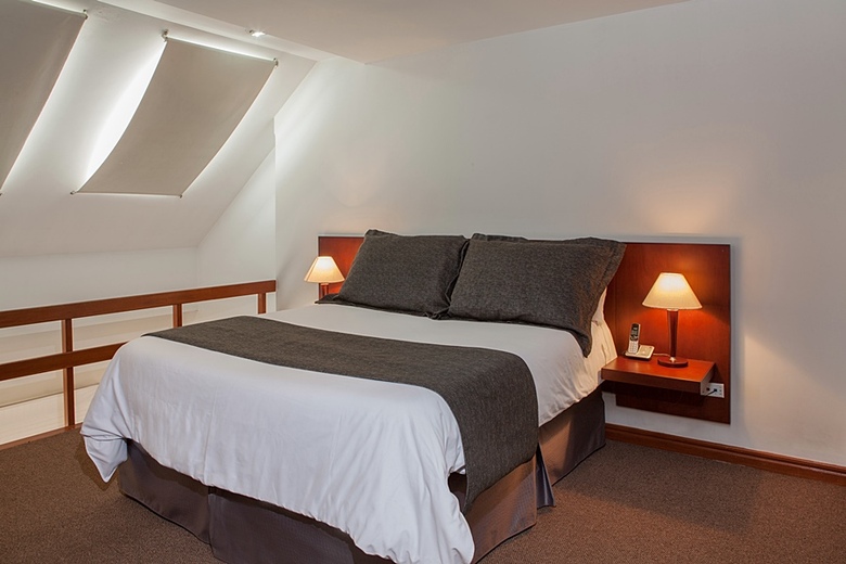 Hotel Cora 96 Street Suites