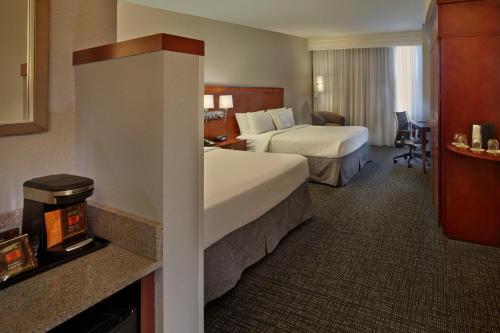 Hotel Courtyard By Marriott Downtown