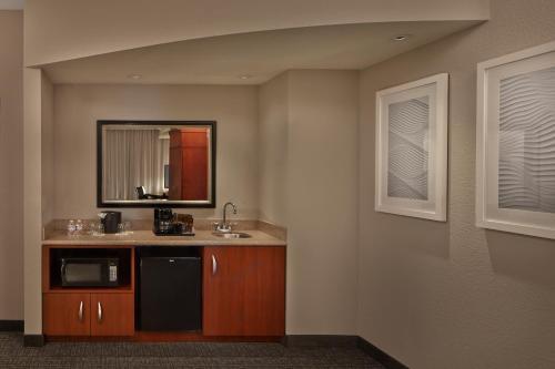 Hotel Courtyard By Marriott Downtown