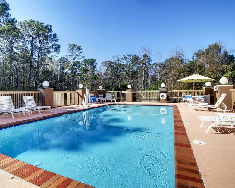 Hotel Comfort Suites Biloxi