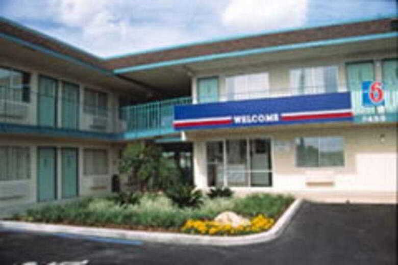Hotel Motel 6