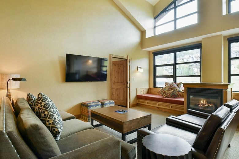 Hotel Grand Summit
