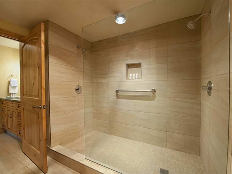 Hotel Grand Summit