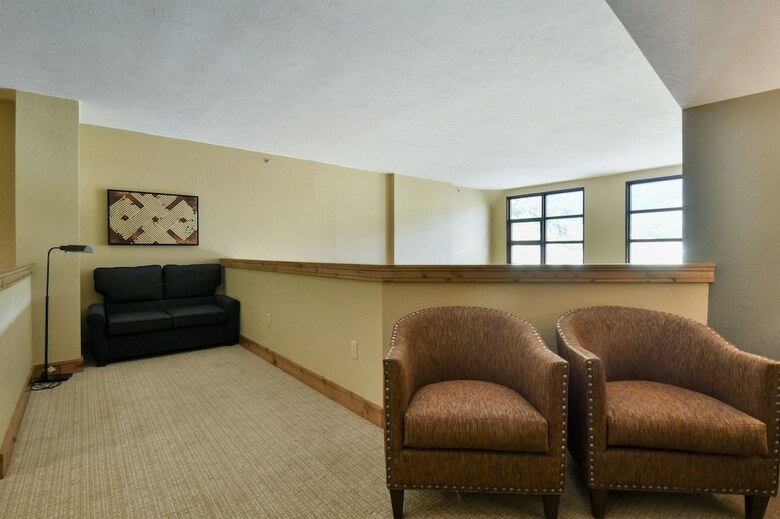Hotel Grand Summit