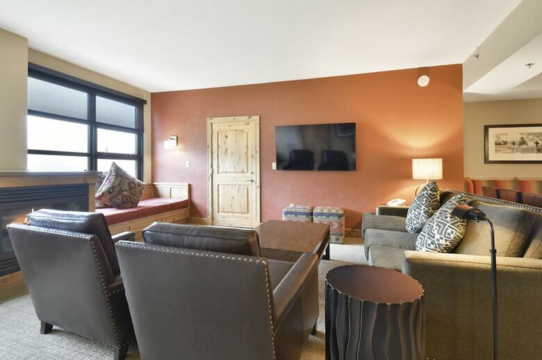 Hotel Grand Summit