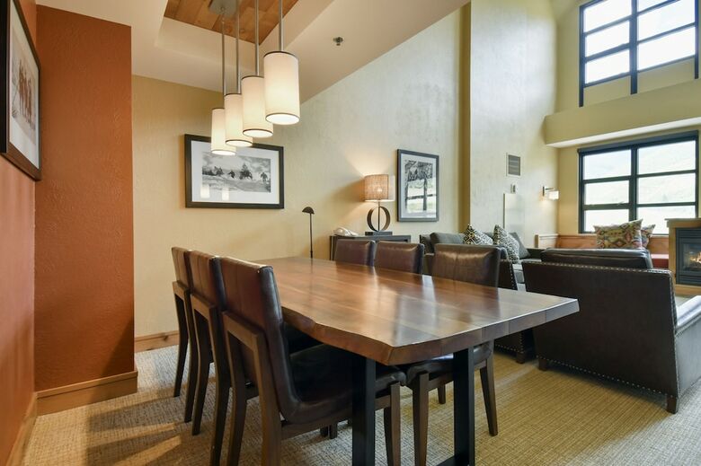 Hotel Grand Summit
