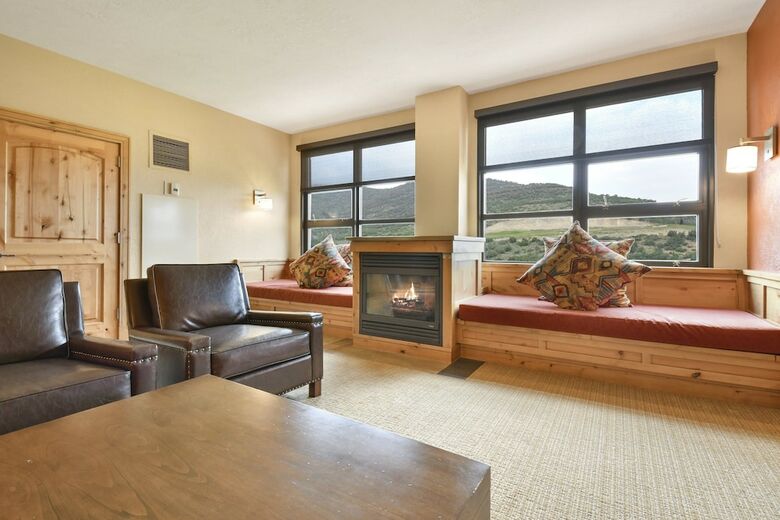 Hotel Grand Summit
