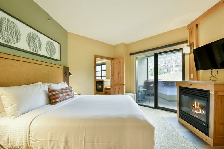 Hotel Grand Summit