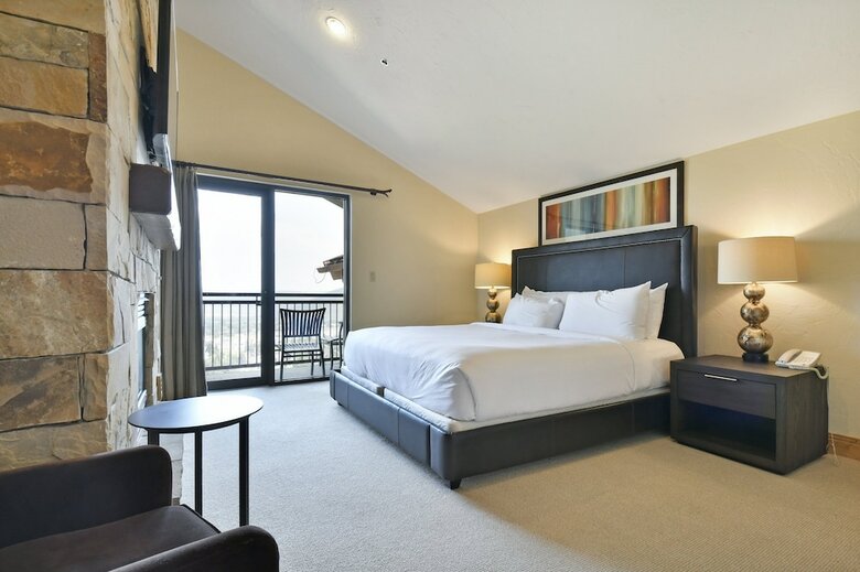 Hotel Grand Summit
