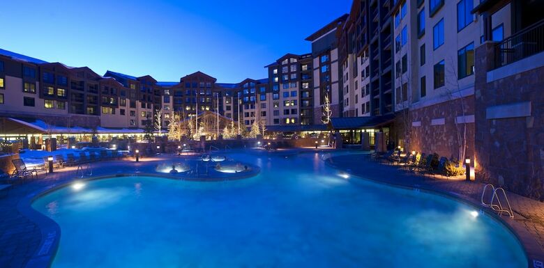 Hotel Grand Summit