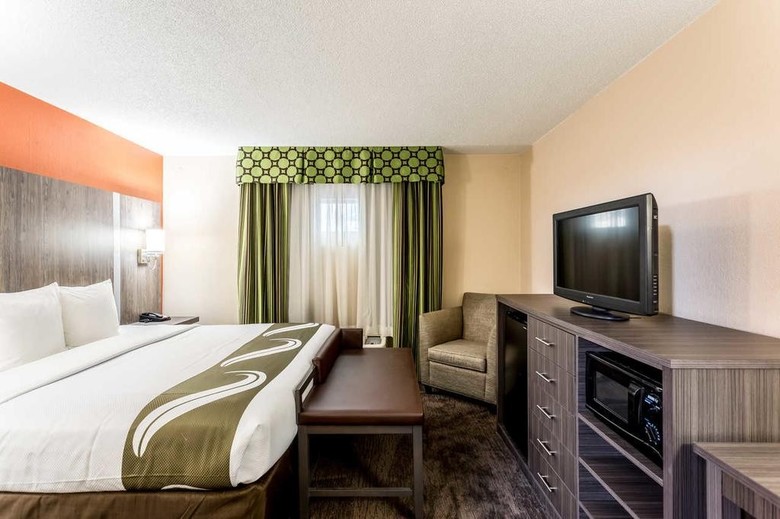 Hotel Ramada Inn And Suites Nashville At The Stadium Downtown