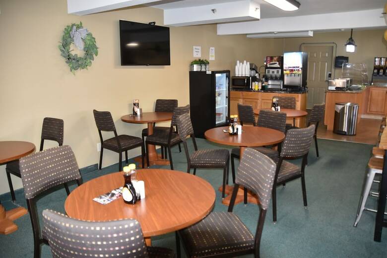 Hotel Docker�s Inn