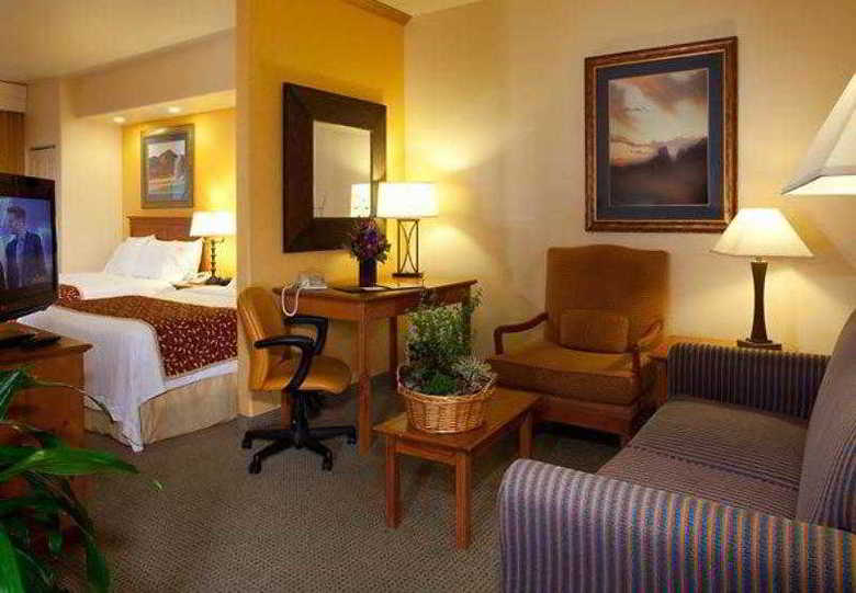 Hotel Springhill Suites By Marriott