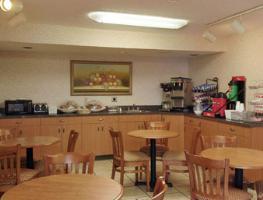 Hotel Days Inn Airport Stadium