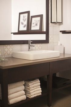 Hotel Country Inn & Suites