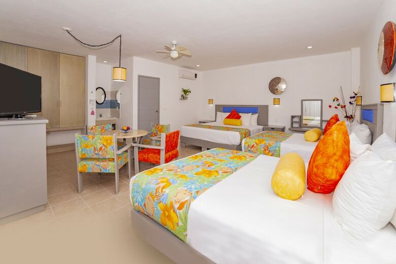 Mestizo Gallery Hotel