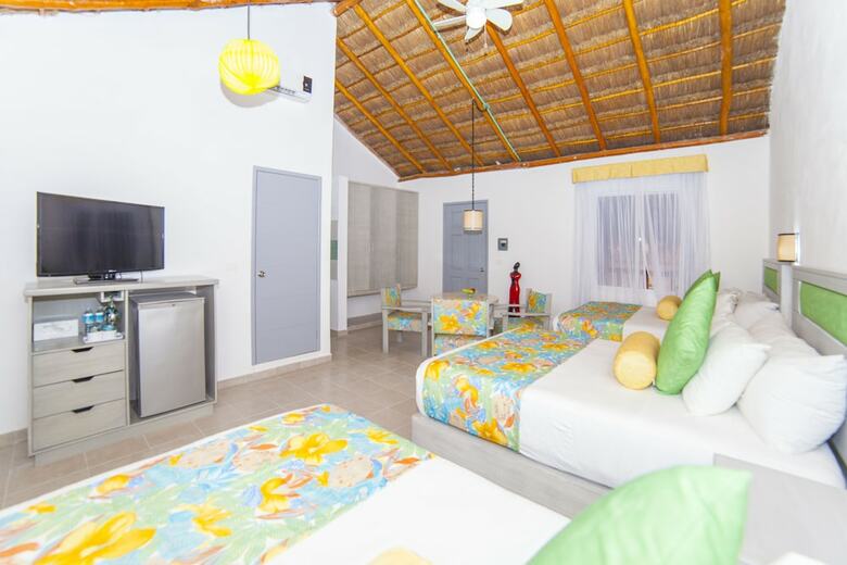 Mestizo Gallery Hotel