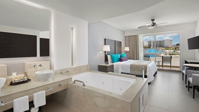 Hotel Ventus At Marina El Cid Spa And Beach Resort